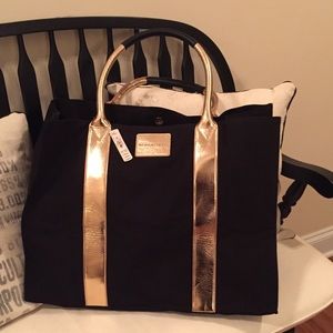 Victoria’s Secret black Tote